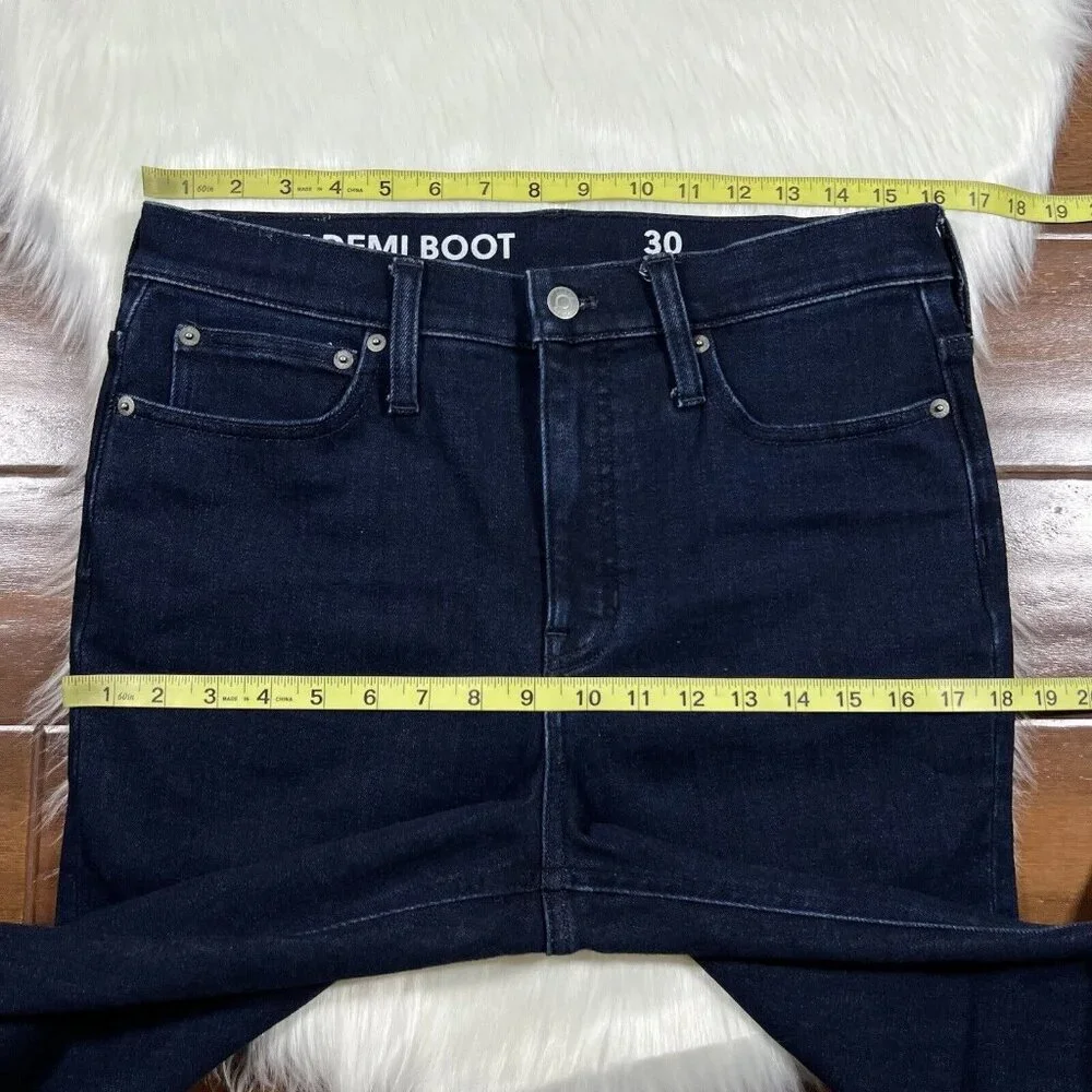 J. Crew Size 30 Rinse Wash‎ Brushed Back Slim Demi Boot Cut Denim Jeans BN042